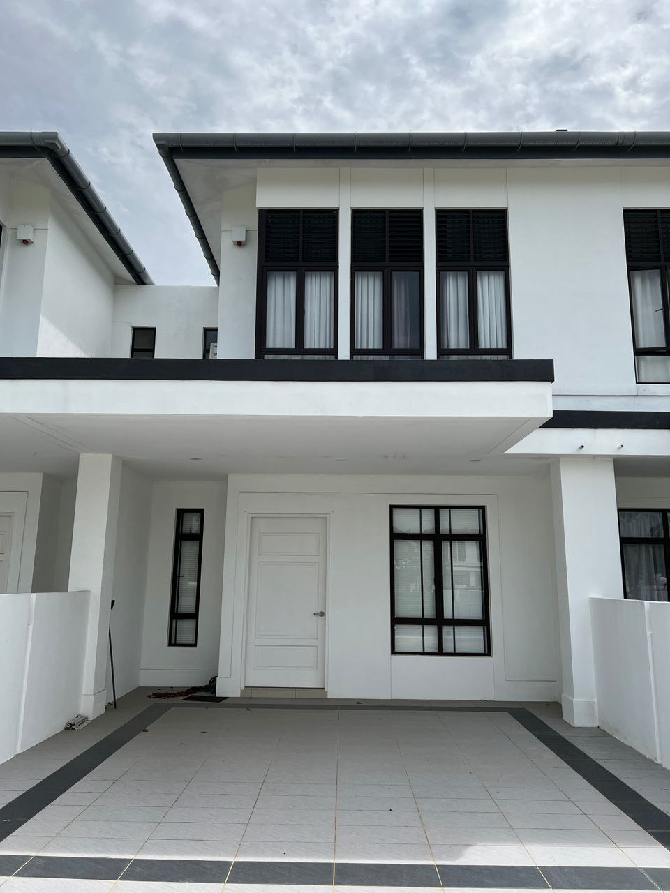 RENOVATED 2 Storey Terrace House Graham Type C Eco Grandeur, Puncak Alam????